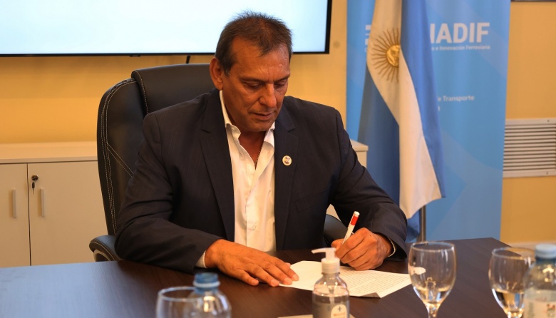 Un dirigente vinculado a Sergio Massa asumió en el gobierno de la provincia de Buenos Aires