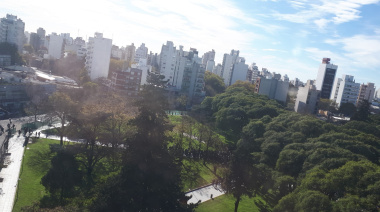 Alak: "La obra de Plaza Rocha forma parte de un proceso de reconstrucción y renacimiento de la ciudad"