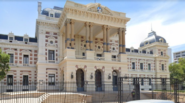 En una reunión virtual, el gobierno bonaerense mejoró la oferta de aumento a los docentes