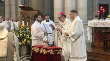 Monseñor Carrara en la Misa Crismal: “Fuimos ungidos con misericordia para ungir con misericordia”