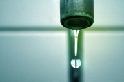 Altos de San Lorenzo: un corte de energía afecta el suministro de agua
