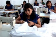 Una cooperativa textil de La Plata lanzó una línea escolar con productos de primera calidad y a precios populares