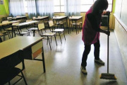 La Provincia le pagará un plus salarial a los empleados auxiliares por la limpieza de las escuelas el día de las elecciones