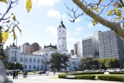 ¿Cómo funcionarán los servicios municipales en La Plata durante el feriado por el Paso a la Inmortalidad de San Martín?