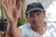 El vecino platense Gustavo Miralles continúa desaparecido y su familia pide acceso a más cámaras de seguridad para encontrarlo