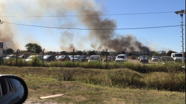 Ante los incendios registrados en las canteras de Hernández pidieron "un plan urgente de saneamiento y remediación"