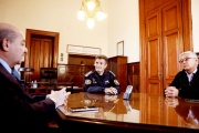 Tras las quejas por la inseguridad en distintas Facultades de La Plata, Tauber mantuvo una reunión con la Policía bonaerense