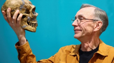 El Premio Nobel de Medicina 2022 fue para un biólogo sueco que logró secuenciar el genoma del neandertal