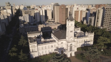 Los dos gremios municipales de La Plata insistieron con el pedido de paritarias a Julio Alak