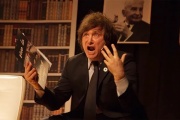 Javier Milei en su faz artística: desde el porno rock hasta el Teatro Regina, un histrionismo a prueba de encuestas