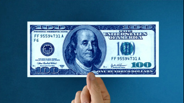 Tras el triunfo de La Libertad Avanza en todo el país, hubo una fuerte baja del dólar blue en La Plata