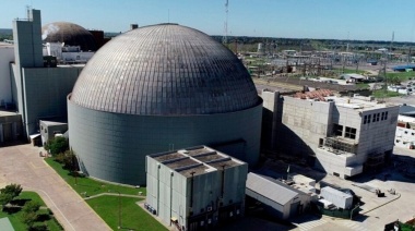Si aprueban la Ley de Bases podrían privatizar la empresa que opera las tres centrales nucleares de potencia del país