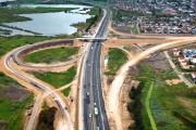 Llamaron a licitación para construir la bajada de la Autopista La Plata - Buenos Aires sobre la Avenida 520