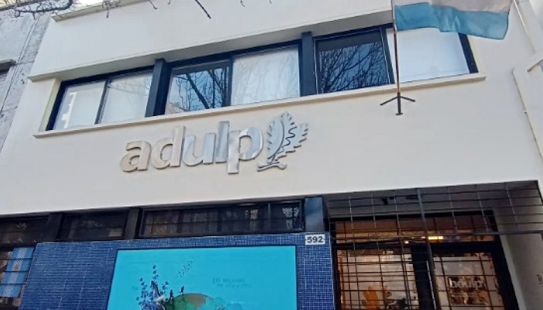 ADULP también rechazó la rebaja de los salarios docentes, que impacta en trabajadores de los colegios de la UNLP