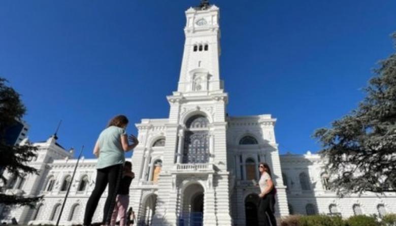 La Defensora Ciudadana de La Plata expresó su "sorpresa"  por "el aumento exponencial de las tasas municipales"