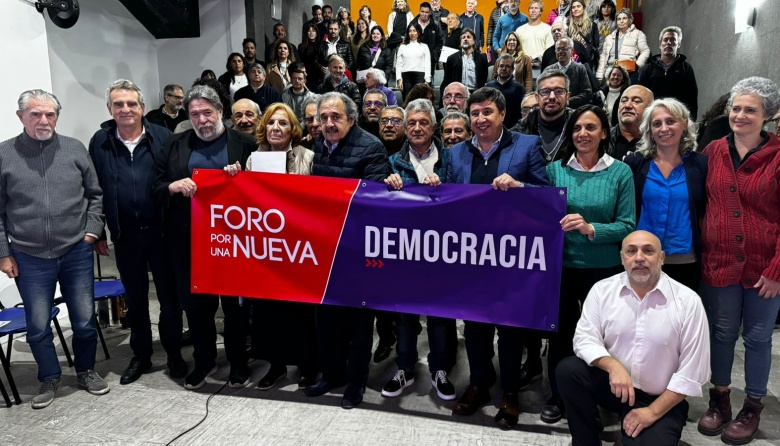 Sectores de la oposición lanzaron el Foro por una Nueva Democracia Política y Económica