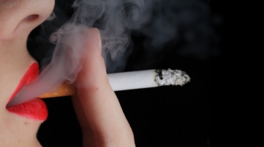 Una encuesta señala que todavía fuma 1 de cada 5 adultos del país, la mitad de ellos intenta dejar y solo un 4% lo logra