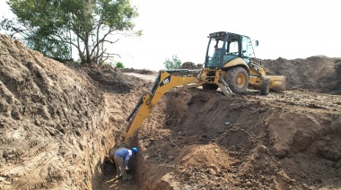 Comenzaron a realizar una obra hidráulica en el Arroyo Pérez de La Plata