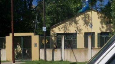 Padres de chicos que asisten a la Escuela N°108 de Ignacio Correas reclaman por las condiciones edilicias de la institución