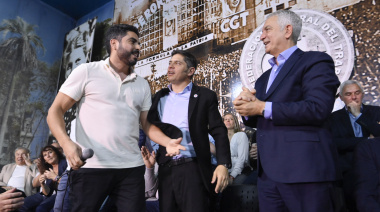 Kicillof con la CGT en La Plata: "Pedirle un rescate al Tesoro de los Estados Unidos es un fracaso al cuadrado"