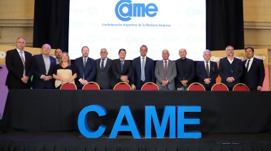 Con la excusa de una foto, Daniel Scioli se mostró junto a empresarios y mira de reojo los reacomodamientos en el peronismo