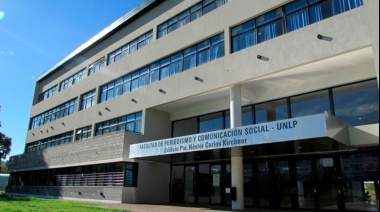 La Facultad de Periodismo de la UNLP anunció que tendrá presencialidad plena en el 2022