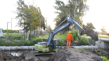 Comenzó la pavimentación de la calle 148 en Gorina