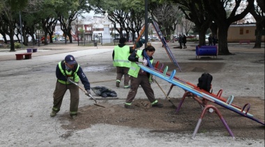 Un concejal opositor cuestionó "la falta de paritarias" en La Plata y el "bloque sindical" le salió al cruce