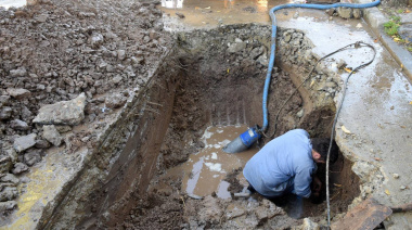 Los Hornos: trabajos programados sobre la red de agua