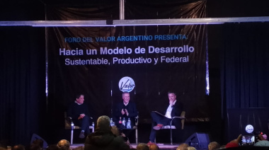 Con el objetivo de reactivar la "avenida del medio", Manes y Schiaretti encabezaron un acto en La Plata