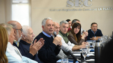 Alak encabezó el primer encuentro de candidatos de Fuerza Patria en La Plata