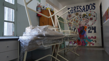 El Municipio entregó nuevo mobiliario para una escuela secundaria de La Plata