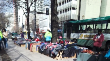Continúa el relevamiento de vendedores ambulantes en el centro de La Plata