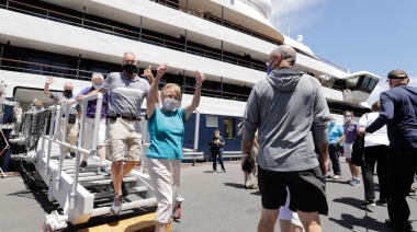 Proyectan el arribo de casi 700 mil turistas a los puertos federales durante la próxima temporada de cruceros