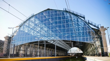 Tenían sexo en el baño de la Estación de Trenes de La Plata y fueron descubiertos por la Policía