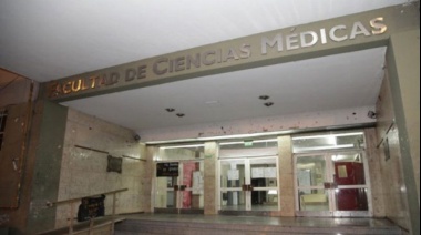 Hubo un "bochazo" masivo en la Facultad de Medicina de La Plata y una alumna indicó que "se pide una exigencia en los parciales que no se condice con las cursadas"