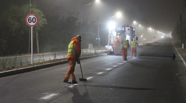 Avanzan los trabajos de demarcación horizontal en sendas peatonales, carriles y paradas de micros