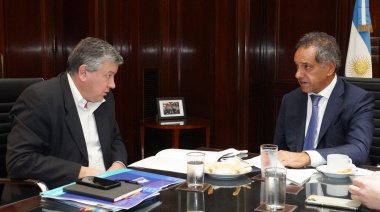 Daniel Scioli mantuvo una reunión de trabajo con  Pedro Wasiejko, Presidente de Astillero Río Santiago