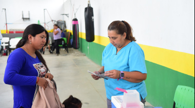 Realizaron nuevos operativos gratuitos de salud y prevención en distintos barrios de La Plata