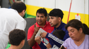 Las jornadas municipales de salud llegaron a más barrios, jardines y colegios de La Plata
