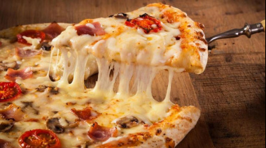 Este martes se vivirá "La noche de la pizza y la empanada" en La Plata
