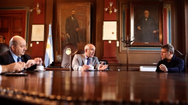 Facundo Manes visitó la UNLP y señaló que "si viviera una próxima vida estudiaría en La Plata"
