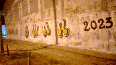 En Berisso ya hay clima político electoral y aparecieron pintadas con la consiga “Pablo Swar 2023”