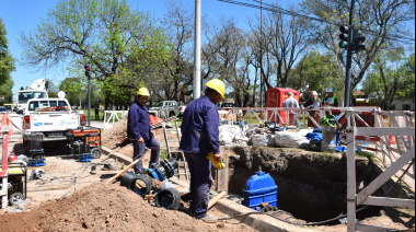 La Plata: avanzan las obras para la mejora del servicio de agua en Tolosa, Barrio Norte y Villa Elvira