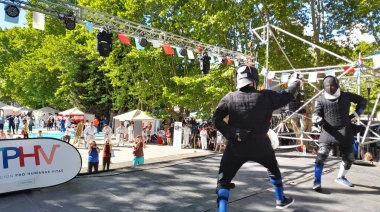 El domingo pasado se realizó el quinto encuentro de artes marciales en la Plaza Malvinas de La Plata