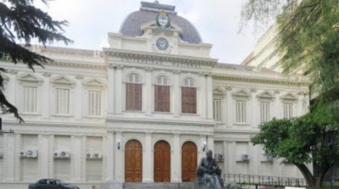 Los trabajadores no docentes de la Universidad Nacional de La Plata recibirán un bono de ocho mil pesos