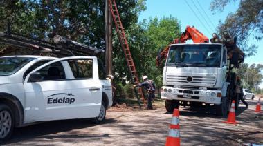 EDELAP informó que restituyó el servicio "a más del 90% de los usuarios" que quedaron sin luz por la tormenta de anoche