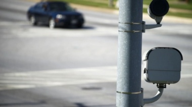 En La Plata comenzarán a funcionar las fotomultas por exceso de velocidad y cruces de semáforos en rojo