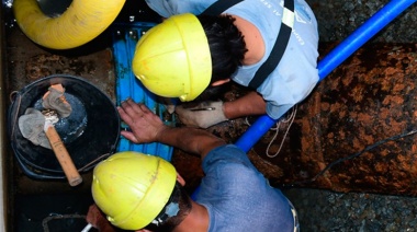 Realizarán un empalme de cañerías en Ensenada y faltará agua en una zona del distrito