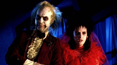 Este viernes se proyectará la película "Beetlejuice" en el playón de 17 y 71